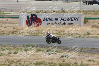 media/Apr-20-2025-AHRMA (Sun) [[393a79c373]]/Race/Group 12/Turn 4b/